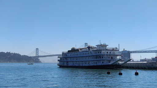 Sports Complex «Bay Club at the Gateway», reviews and photos, 370 Drumm St, San Francisco, CA 94111, USA