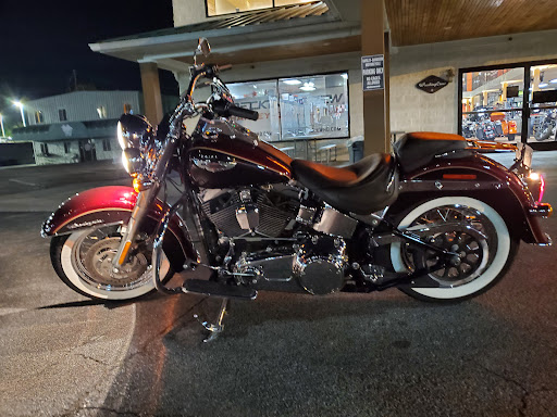 Motorcycle Dealer «Smith Brothers Harley-Davidson», reviews and photos, 3518 Bristol Hwy, Johnson City, TN 37601, USA