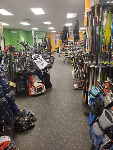 Sporting Goods Store «Play It Again Sports - Twinsburg, OH», reviews and photos, 8870 Darrow Rd, Twinsburg, OH 44087, USA