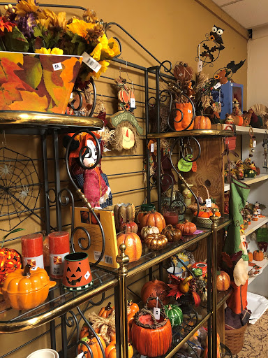 Thrift Store «Hope Chest Thrift Store», reviews and photos, 1215 8th Ave W, Bradenton, FL 34205, USA