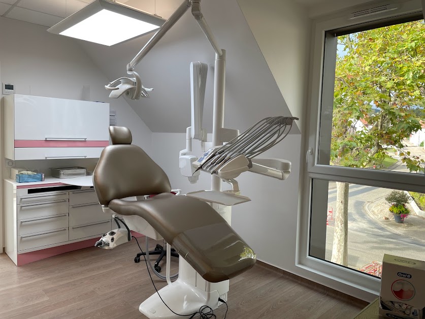 Dr LÉVY, Dr MARTIN, Dr SAINT-SAENS: Dentisterie Esthétique, Laser, Implants, Empreinte numérique à Barr
