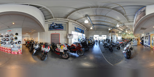 BMW Motorcycle Dealer «BMW Motorcycles of Iowa City», reviews and photos, 3 Escort Ln SW, Iowa City, IA 52240, USA