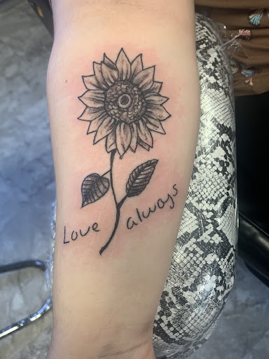 Explore honor tattoo ideas, creative tattoo ideas in Seymour, available at American Gypsy Tattoo Corp.