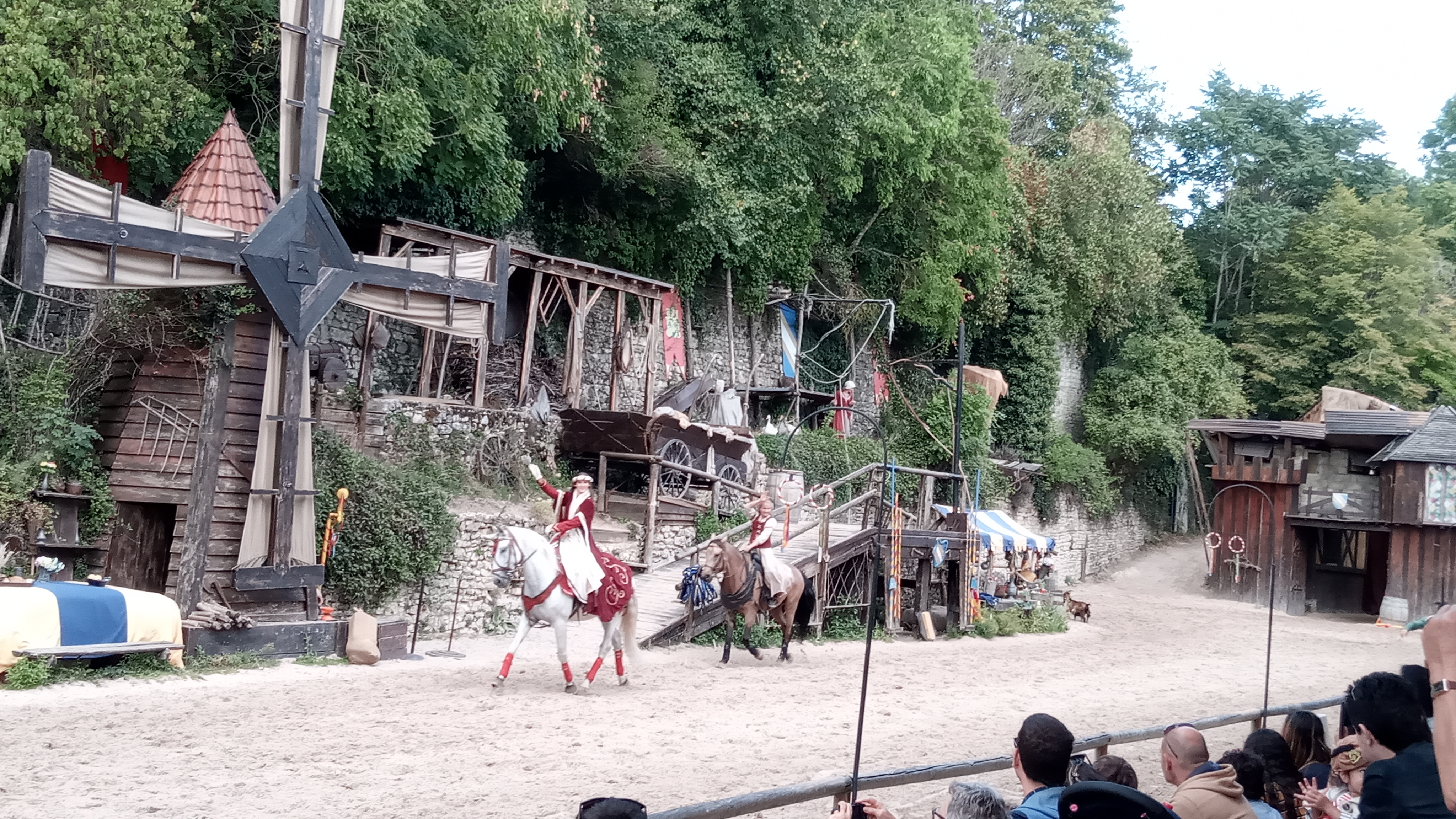 Photo n° 25 de l'avis de Josiane.o fait le 09/09/2019 à 07:19