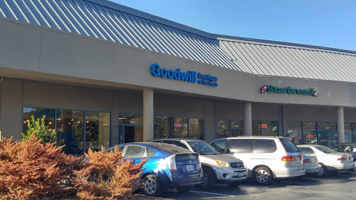 Goodwill Boutique by the Beach, 1265 Linda Mar Shopping Center, Pacifica, CA 94044, Thrift Store