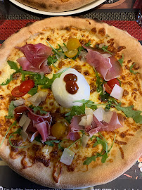 Pizza du Pizzeria Pizzéria La Rando à Besse-et-Saint-Anastaise - n°2