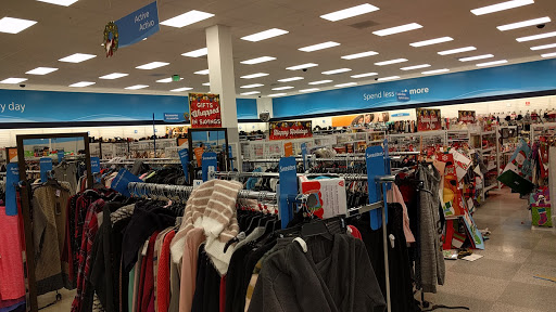 Clothing Store «Ross Dress for Less», reviews and photos, 17880 Newhope St, Fountain Valley, CA 92708, USA
