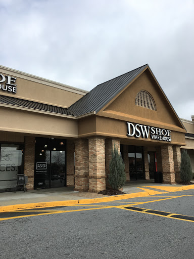 Shoe Store «DSW Designer Shoe Warehouse», reviews and photos, 4741 Ashford Dunwoody Rd, Dunwoody, GA 30338, USA