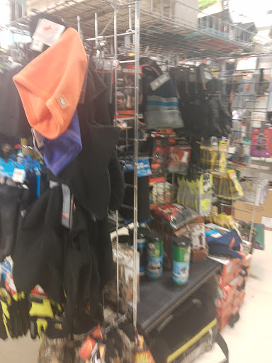 Clothing Store «Rugged Wearhouse», reviews and photos, 6096 Rose Hill Dr, Alexandria, VA 22310, USA