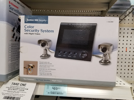 Hardware Store «Harbor Freight Tools», reviews and photos, 2487 S Seneca St, Wichita, KS 67217, USA