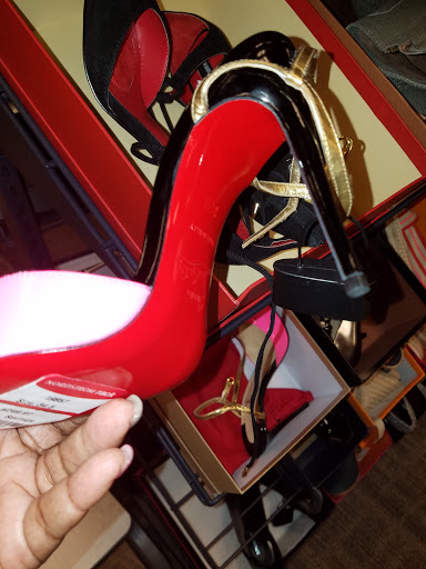 Department Store «Nordstrom Rack Downtown DC», reviews and photos, 1800 L St NW, Washington, DC 20036, USA