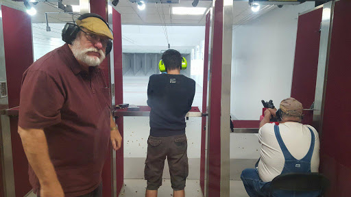 Gun Shop «Bank Street Guns», reviews and photos, 4395 N Bank St, Kingman, AZ 86409, USA