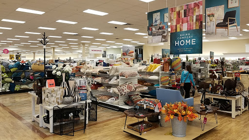 Department Store «Marshalls and HomeGoods», reviews and photos, 265 S Broadway, Salem, NH 03079, USA