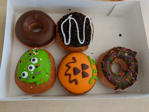 Bakery «Krispy Kreme Doughnuts», reviews and photos, 968 Main St, Layton, UT 84041, USA