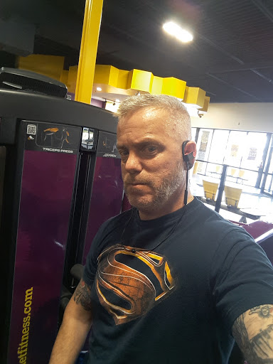 Gym «Planet Fitness», reviews and photos, 406 S 1st St #2, La Grange, KY 40031, USA
