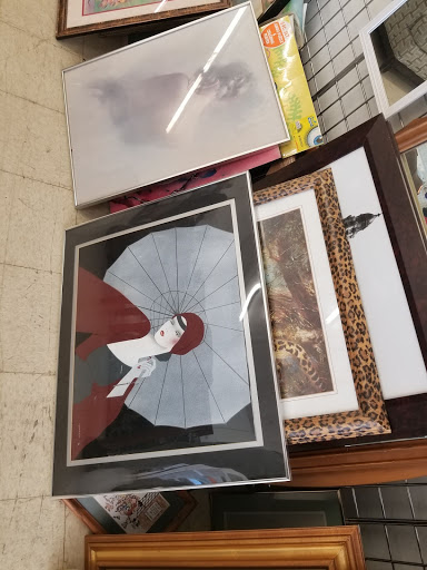 Thrift Store «The Salvation Army Family Store & Donation Center», reviews and photos, 6715 Dempster St, Morton Grove, IL 60053, USA