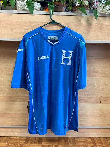 Sporting Goods Store «Soccer Mundial Sporting Goods», reviews and photos, 5805 S Gessner Rd, Houston, TX 77036, USA