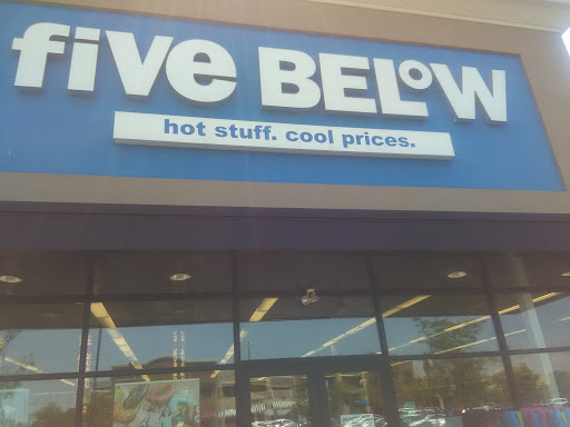 Variety Store «Five Below», reviews and photos, 781 Shoppes Blvd, North Brunswick Township, NJ 08902, USA