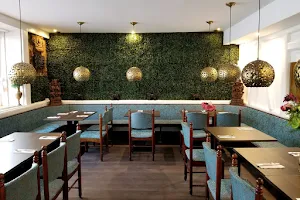 Maharaja Indisches Spezialitäten-Restaurant image