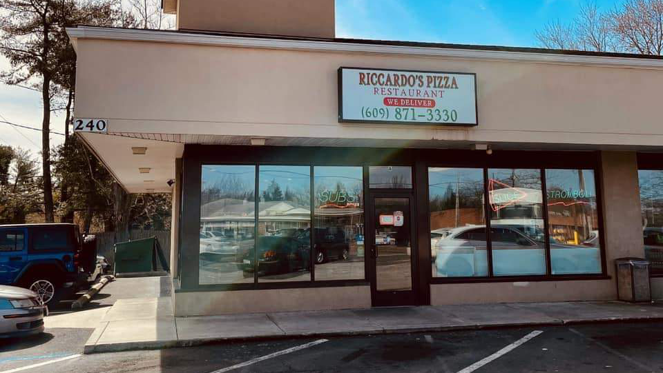 Riccardo's Pizza & Restaurant 08046