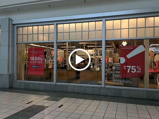 Clothing Store «Old Navy», reviews and photos, 4502 S Steele St, Tacoma, WA 98409, USA