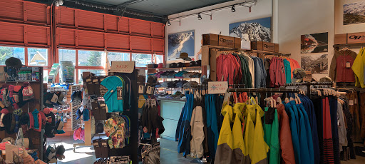 Outdoor Sports Store «Pro Ski and Mountain Service», reviews and photos, 108 W North Bend Way, North Bend, WA 98045, USA