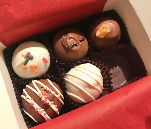 Chocolate Shop «Best Chocolate In Town», reviews and photos, 880 Massachusetts Ave, Indianapolis, IN 46204, USA