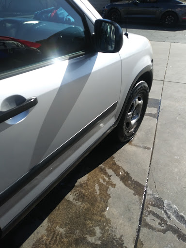 Car Wash «Holt Boulevard Car Wash», reviews and photos, 322 W Holt Blvd, Ontario, CA 91762, USA