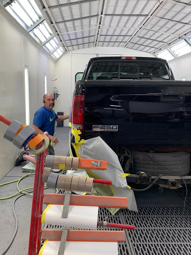 Auto Body Shop «Adams Auto Body and Service Center», reviews and photos, 1811 IL-120, McHenry, IL 60051, USA