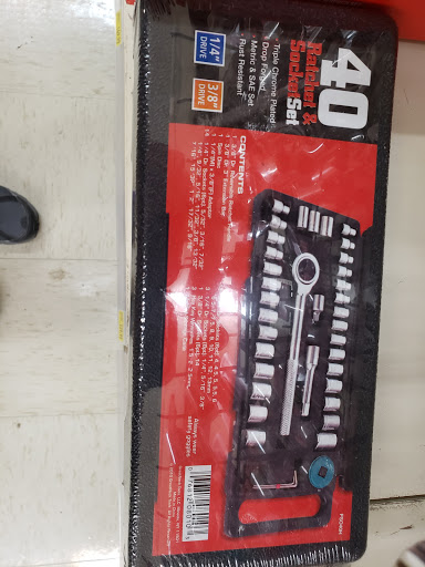 Hardware Store «Westlake Ace Hardware 032», reviews and photos, 2350 S Campbell Ave, Springfield, MO 65807, USA