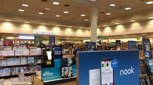 Book Store «Barnes & Noble», reviews and photos, 58 S 32nd St, Camp Hill, PA 17011, USA