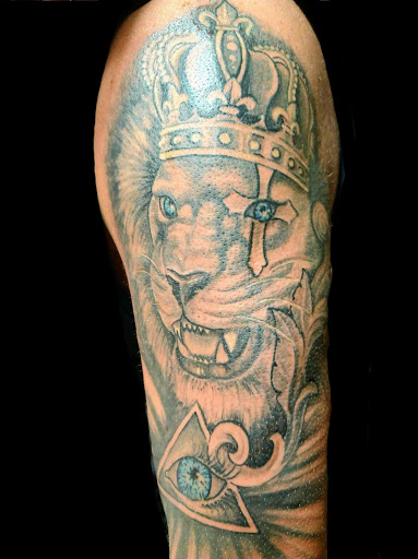 Explore belly button tattoos ideas, creative tattoo ideas in Homosassa, available at Citrus Tattoos