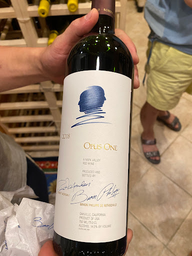 Wine Store «Linwood Wine & Liquor Company», reviews and photos, 102 Linwood Dr, Fort Lee, NJ 07024, USA