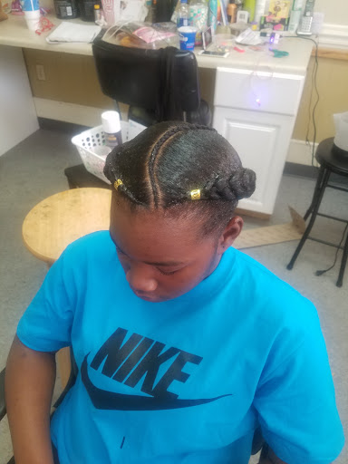 Hair Salon «Dana Hair Braiding», reviews and photos, 2908 N Ashley St, Valdosta, GA 31602, USA