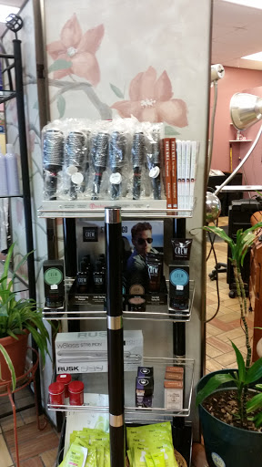 Beauty Salon «Deezigns Salon & Spa», reviews and photos, 665 PA-739 #2, Hawley, PA 18428, USA