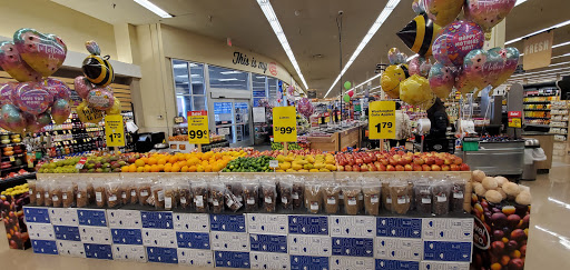 Grocery Store «Jewel-Osco», reviews and photos, 20 Biesterfield Rd, Elk Grove Village, IL 60007, USA