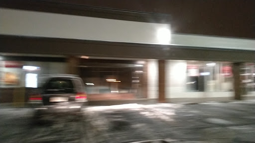 Shopping Mall «Sibley Plaza», reviews and photos, 2401 7th St W, St Paul, MN 55116, USA