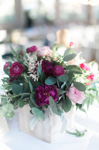 Florist «Stylish Blooms CT wedding florist», reviews and photos, 803 King Street, Bristol, CT 06010, USA