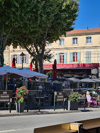 Le Café de la Place du Restaurant Toute une Epoque à Saint-Rémy-de-Provence - n°1