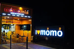 Momomia Love In Every Bite image