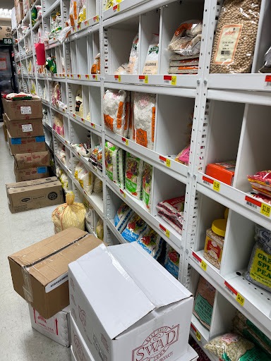 Indian Grocery Store «Patel Brothers», reviews and photos, 1850 S Hurstbourne Pkwy, Louisville, KY 40220, USA