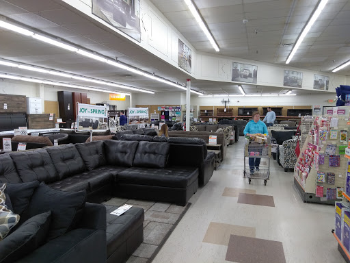 Discount Store «Big Lots», reviews and photos, 13970 N Cleveland Ave, Fort Myers, FL 33903, USA