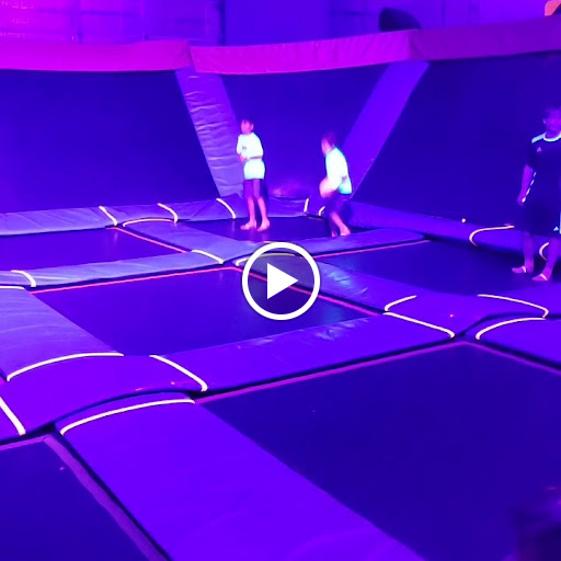 Amusement Center «Sky Zone Trampoline Park», reviews and photos, 9040 W Larkspur Dr #134, Peoria, AZ 85381, USA
