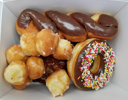 Donut Shop «Miss Donuts», reviews and photos, 2520 Robertson Blvd, Los Angeles, CA 90034, USA