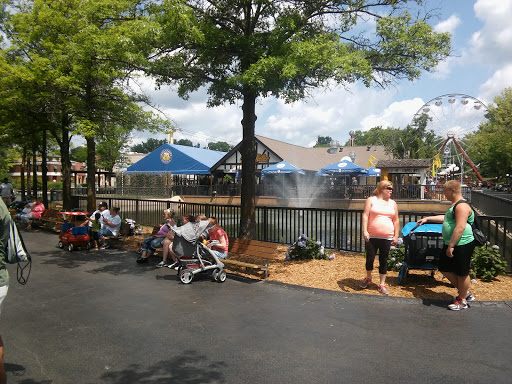 Amusement Park «Adventureland Park», reviews and photos, 3200 Adventureland Dr, Altoona, IA 50009, USA