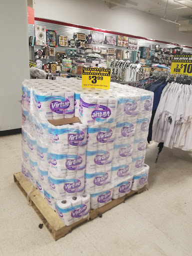 Clothing Store «Forman Mills», reviews and photos, 4411 N Market St, Wilmington, DE 19802, USA