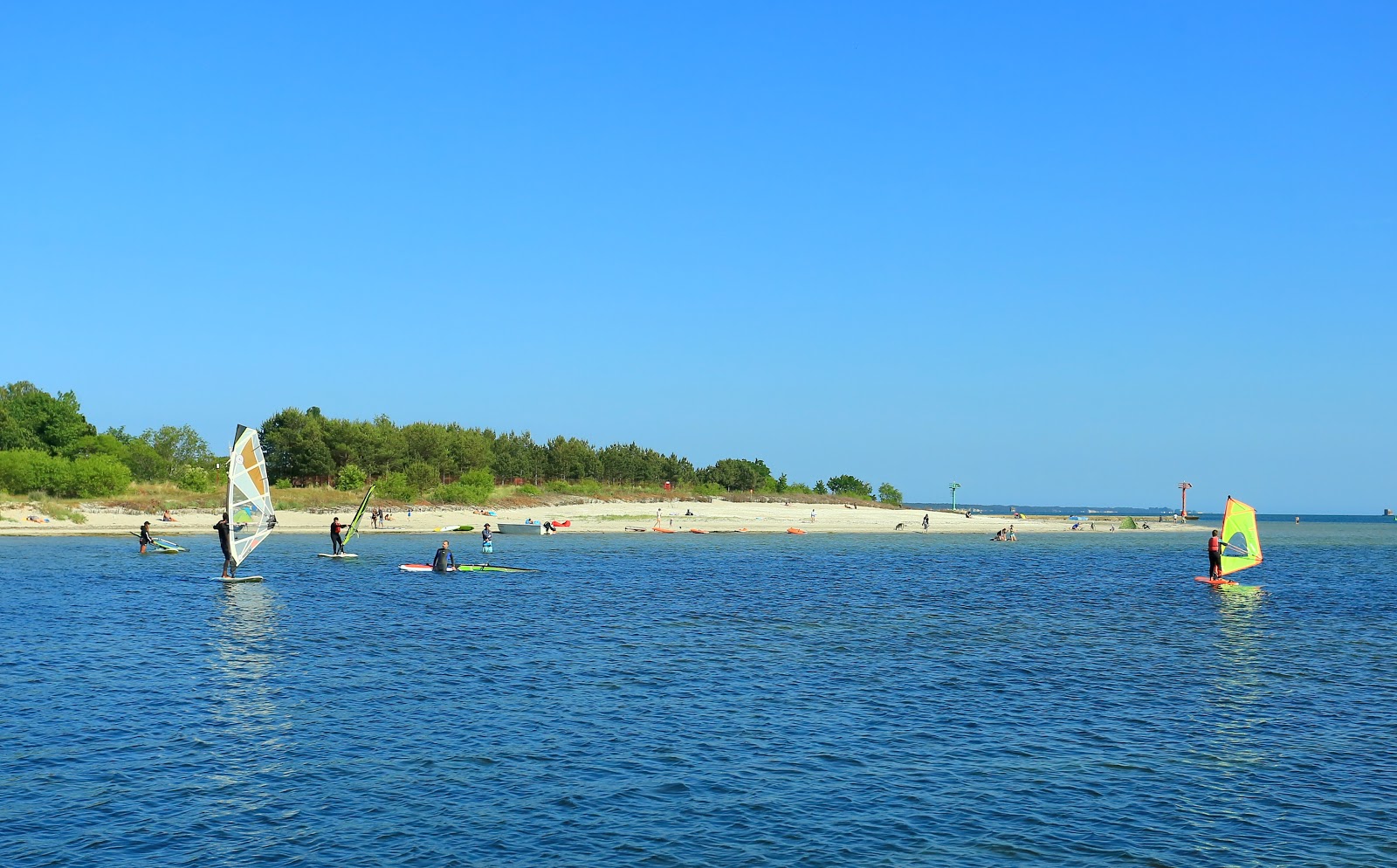 Foto av Jastarnia Beach med hög nivå av renlighet