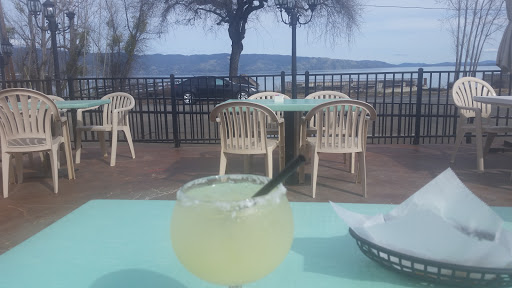 Restaurant «TNT on the Lake», reviews and photos, 2599 Lakeshore Blvd, Lakeport, CA 95453, USA