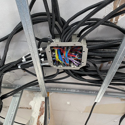 TST ÉLECTRICITÉ à Calais