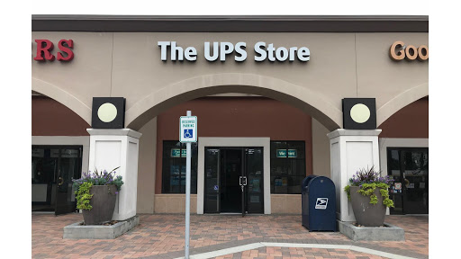 The UPS Store, 30251 Street of the Golden Lantern E, Laguna Niguel, CA 92677, USA, 